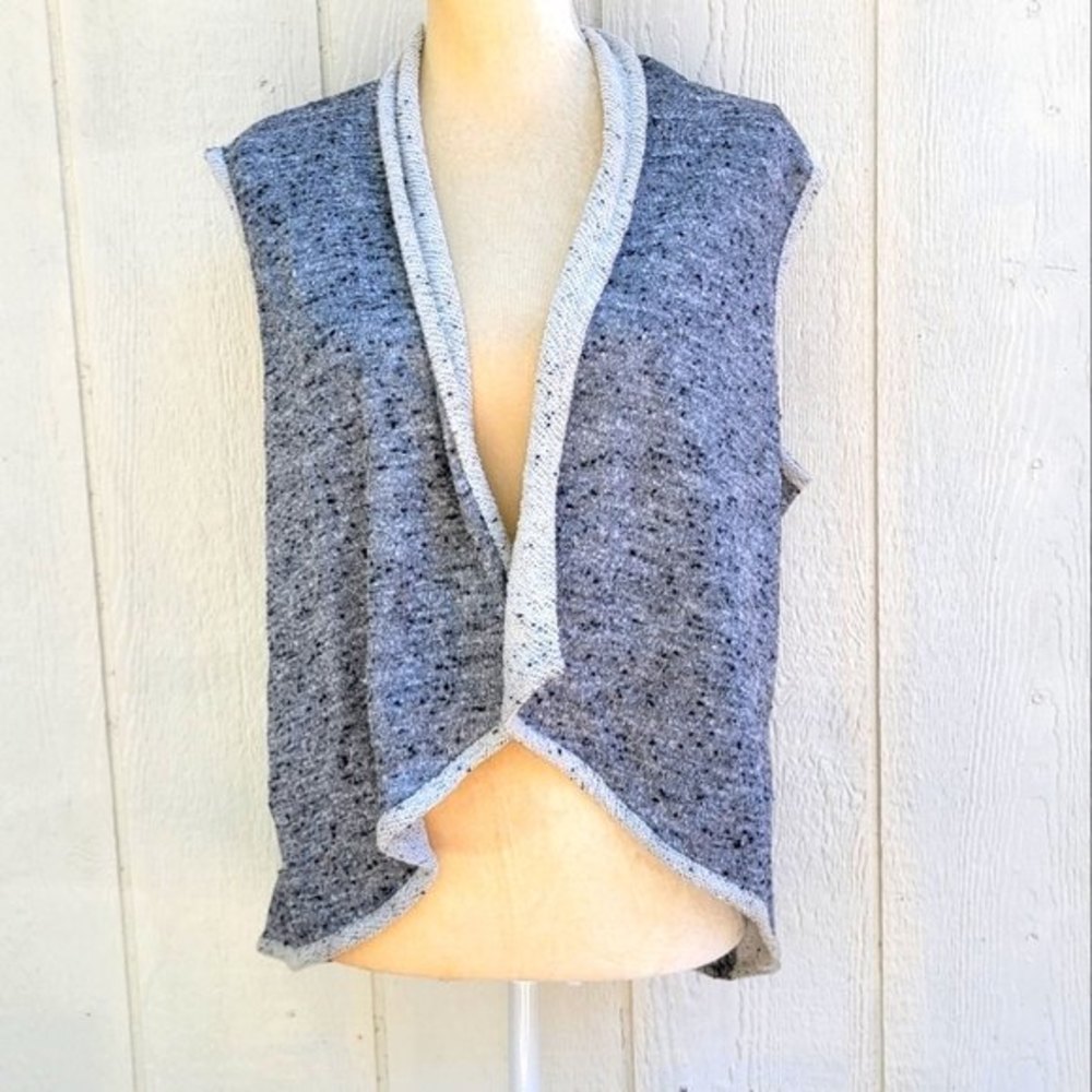 Grethel gray drape front sleeveless sweater cardigan size large.
